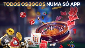 Người hâm mộ bóng đá Việt Nam theo dõi trận đấu và đặt cược tại alo8